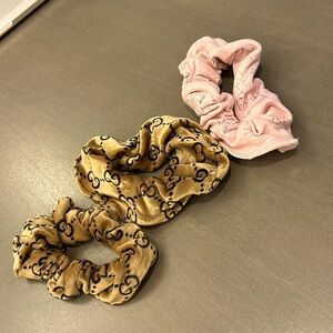 Handmade scrunchies​​​​
